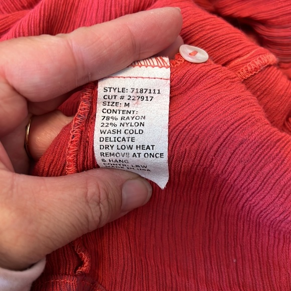 Cut Loose Lagenlook Textured Button Front Tunic Raspberry Medium - Picture 8 of 10